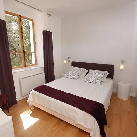 Villa Sleeps 8 Pool Wifi *