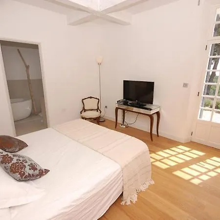 Villa Sleeps 8 Pool Wifi Ceyreste